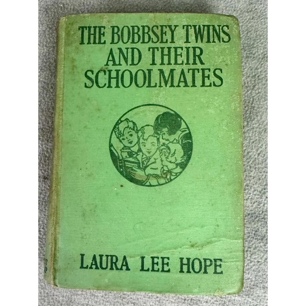 vintage‎ bobbsey twins and their schoolmates laura lee hope grosset dunlap